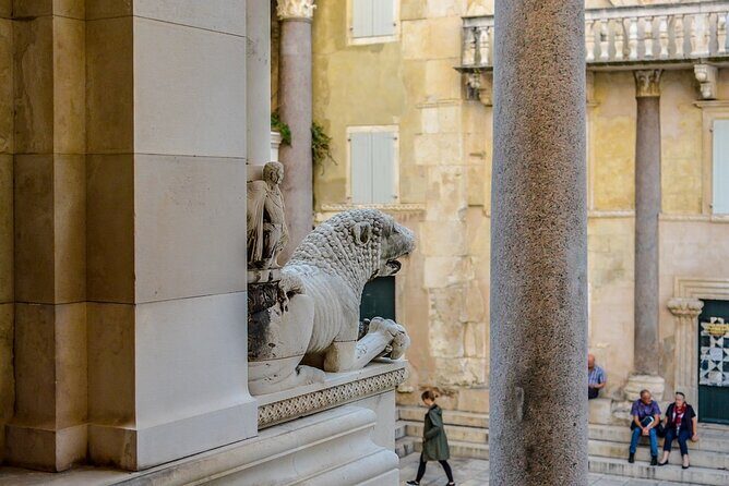 Split Old Town Walking Tour (Small group) - An In-Depth Look at the Split Old Town Walking Tour