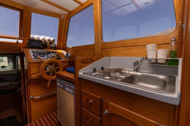 Split/Omi/Makarska: Full or half day boat tour with "Cvita" - Key Points