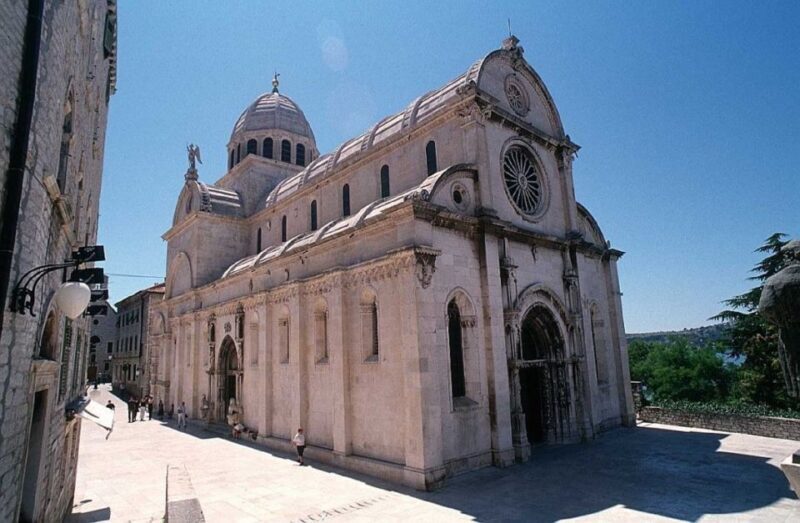 Split or Trogir: Krka Waterfalls & Wine and Food tasting - Key Points