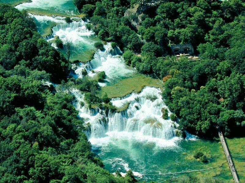 Split or Trogir: Krka Waterfalls & Wine and Food tasting - The Sum Up