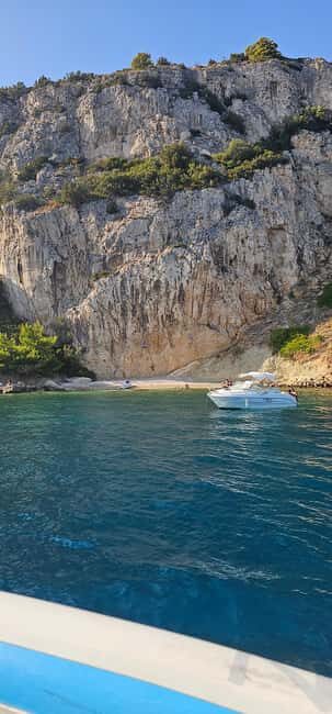 Split: Private Blue Lagoon, Shipwreck, & Bays Boat Tour - A Detailed Look at the Experience