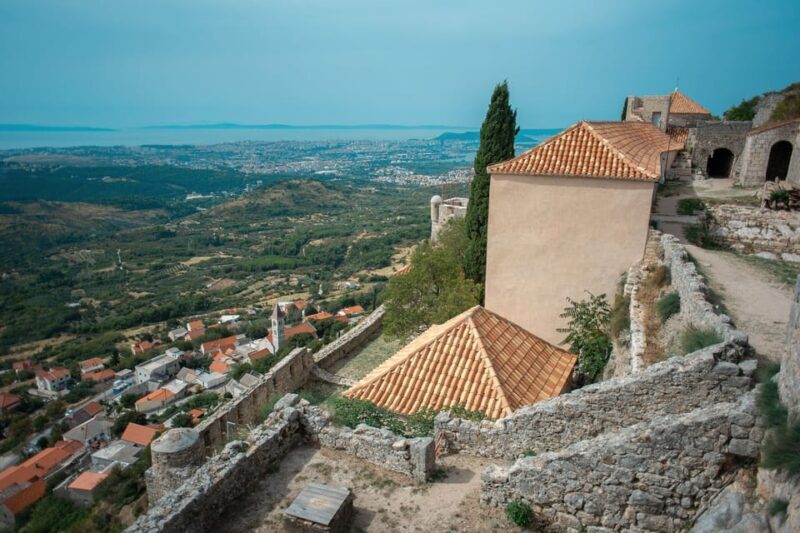 Split: Private tour to Klis Fortress and Vranjaa cave - The Sum Up