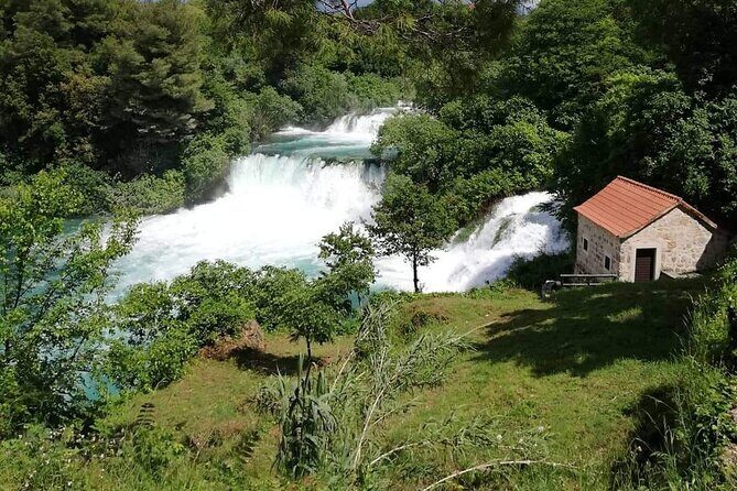 Split & Trogir: Krka Waterfalls & Swimming in Primoten - FAQ