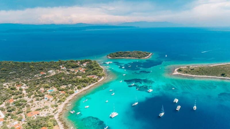 Split: Trogir Walking Tour, Blue Lagoon & Shipwreck Cruise - Key Points
