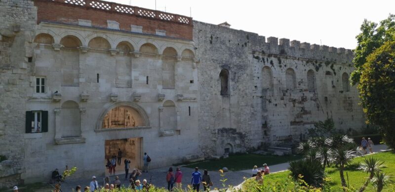 Split: Walking tour of Split with a 'Magister' of History - Exploring Split: A Walking Tour with a Magister of History