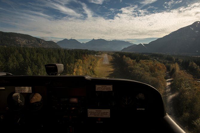 Squamish Explorer Flightseeing Tour - Key Points