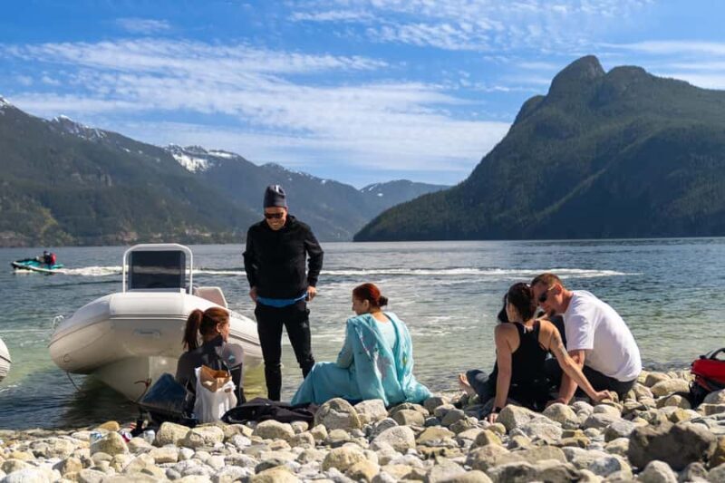 Squamish: Howe Sound Boat Tour with Wildlife Spotting - Who Should Book This Tour?