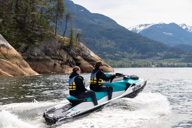 Squamish Yamaha Waverunner VX Deluxe Jet Ski Rental - Experience the Ultimate Squamish Jet Ski Adventure