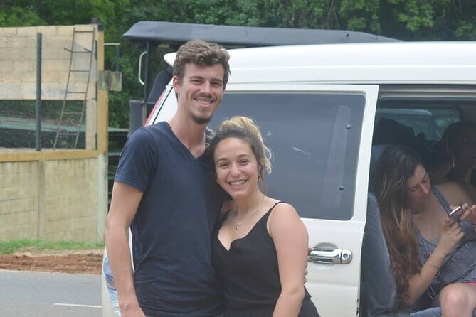 Sri Lanka 11 Days with Driver and Vehicle (Customizable) - FAQs