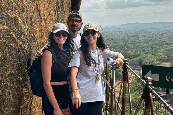 Sri Lanka Round Tour-Sigiriya, Ella Train Ride Safari Adventure - The Sum Up