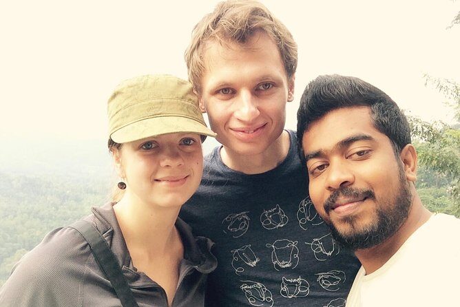 Sri Lanka sightseeing tours 11 Days with driver, vehicle and H/B accommodations - An In-Depth Look at Your 11-Day Sri Lanka Adventure