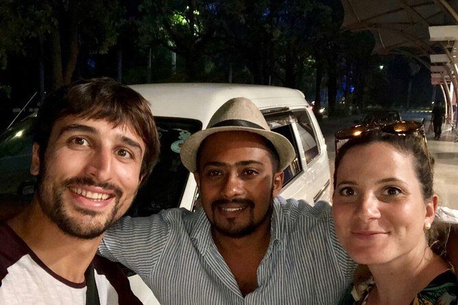 Sri Lanka Tour/6 Days+Friendly Chauffeur +vehicle+accommodation H/B basis - Key Points