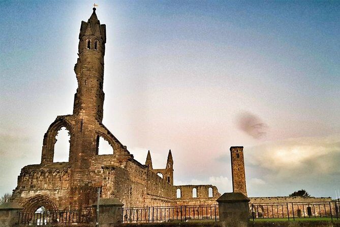 St Andrews to Edinburgh Luxury Taxi Transfer - A Detailed Look at the St Andrews to Edinburgh Luxury Taxi Transfer