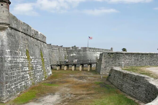 St. Augustine Pirates and Privateers Walking Tour - The Experience in Detail