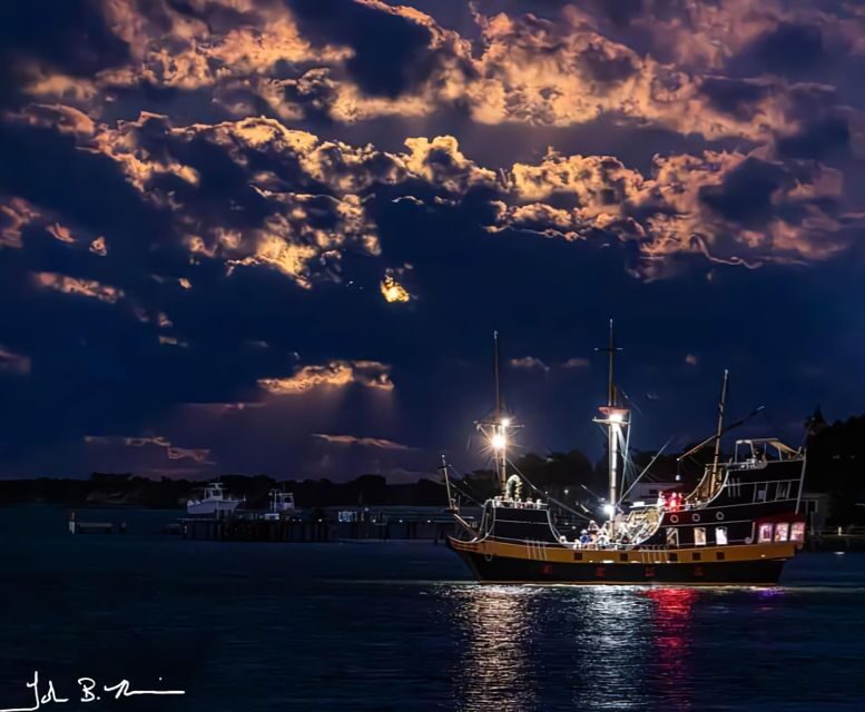 St. Augustine: The Black Raven Rum Runners Pirate Show (21+) - What to Expect on This Pirate Voyage