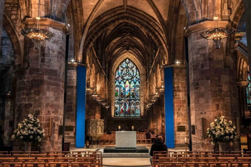 St Giles' Cathedral and Edinburgh Old Town Private Tour - An In-Depth Look at the Tour Experience