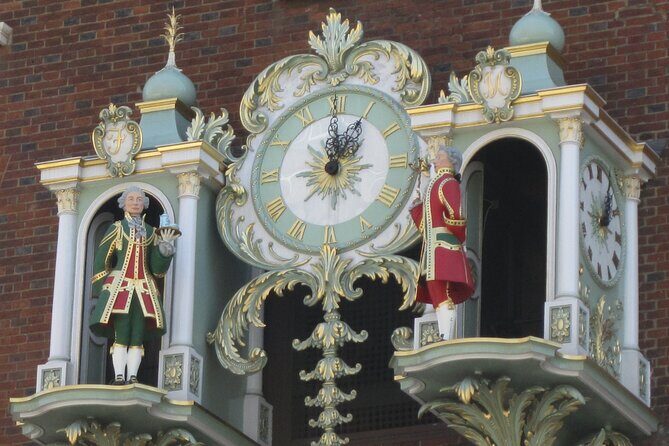 St James' & Mayfair - Private Tour of London's Royal & Aristocratic Villages - Key Points