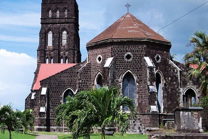 St. Kitts Scenic Island Tour with Beach Option - Who is This Tour Best For?
