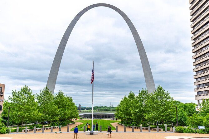St. Louis Arch Walking Tour and Entrance Ticket - Practical Details and Tips