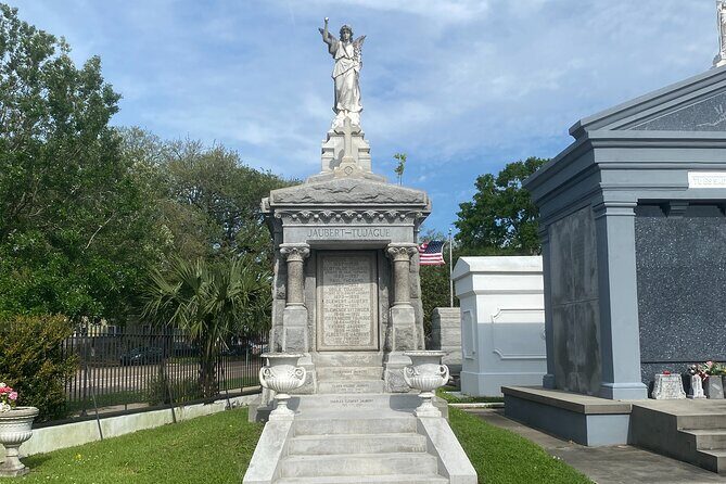 St. Louis Cemetery No. 3 Walking Tour - Frequently Asked Questions