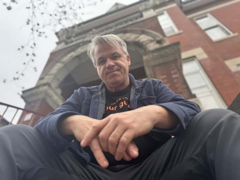 St. Louis: Food + History Tour of STL Past + Present - Architectural Marvels and Cultural Insights