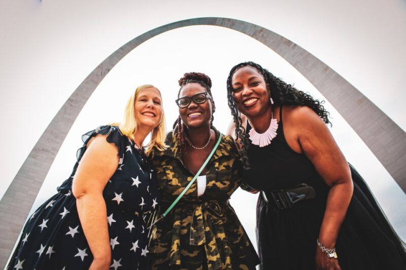 St. Louis: Gateway Arch and Old Court House Photoshoot - FAQ