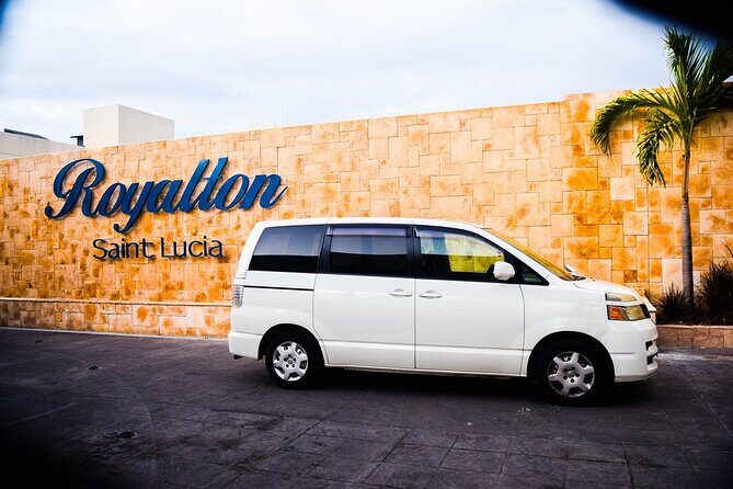 St Lucia Airport Transfer Roundtrip from Hewanorra (UVF) - Key Points