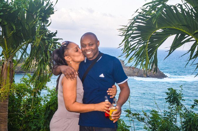 St Lucia Airport Transfer Roundtrip from Hewanorra (UVF) - FAQ