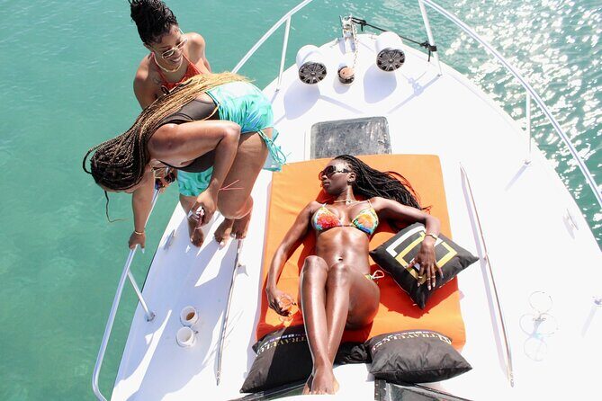 St Maarten Boat Tour with Lunch, Drinks, & Snorkeling Gear - A Practical Overview of the St. Maarten Boat Tour