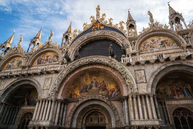 St Marks Basilica & Doges Palace Skip the Line - Semi-Private - Key Points