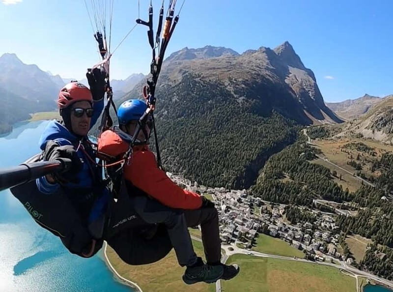 St. Moritz: Engadin paragliding with great extras - An In-Depth Look at the Paragliding Experience in St. Moritz