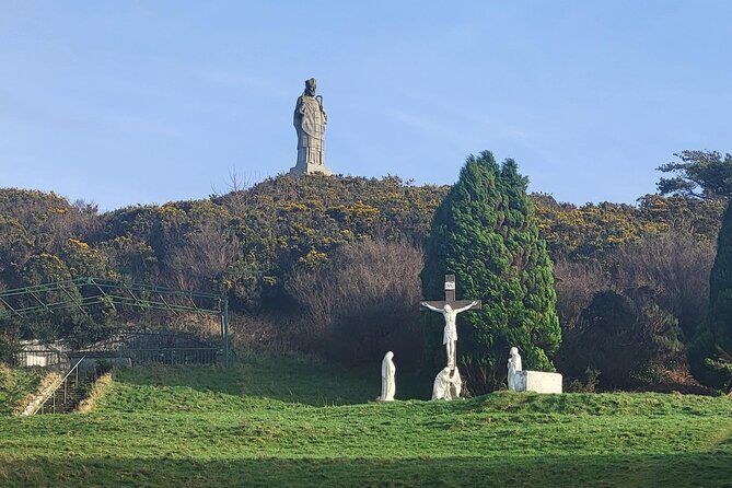 St Patrick's Centre & Burial Site + Hillsborough Castle & Gardens - Experience Ireland’s Heritage in Comfort and Style