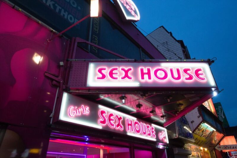 St. Pauli Nightlife Tour with Drag Queen in German - Final Thoughts: Is It Worth It?