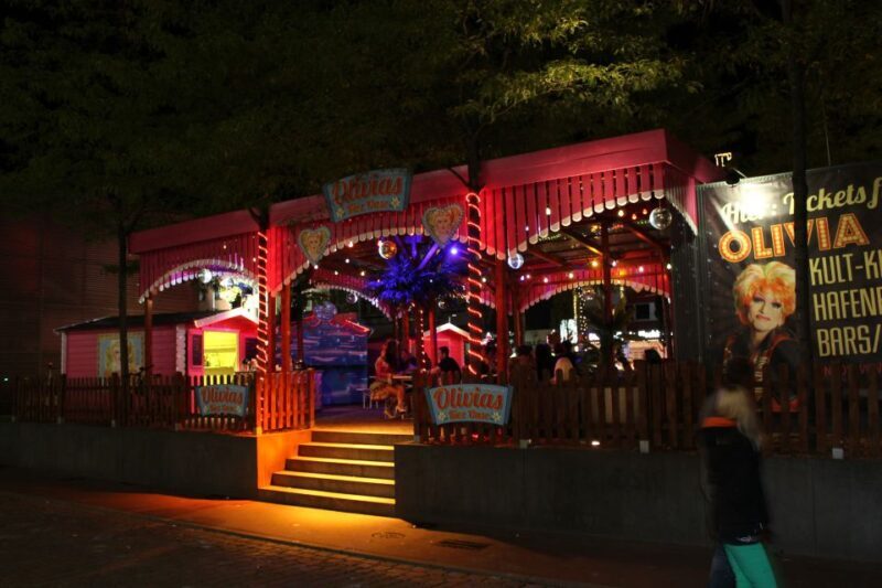 St. Pauli Nightlife Tour with Drag Queen in German - Who Will Love This Tour?