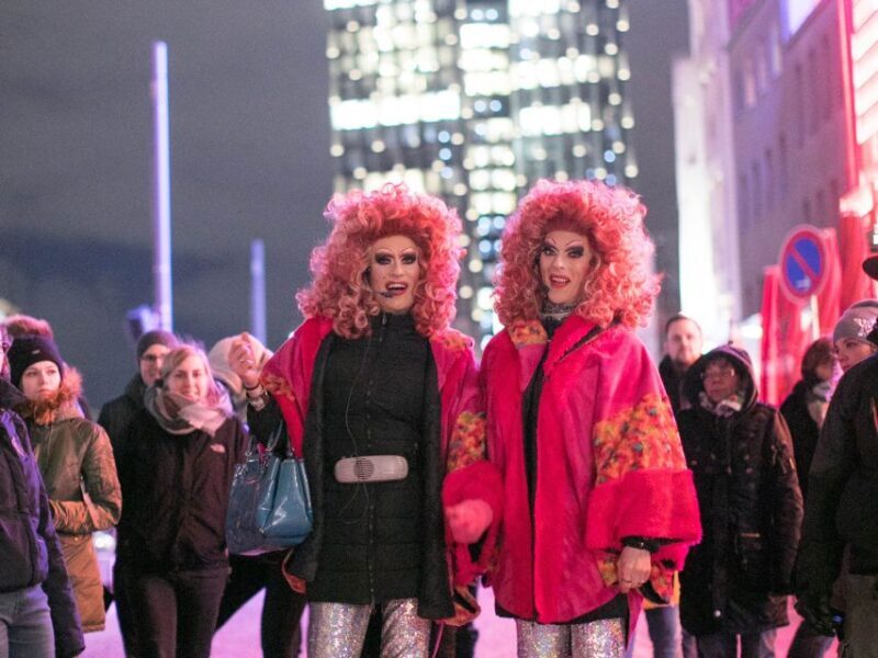 St. Pauli Tour: Drag-Attack with Barbie Stupid & Lee Jackson - Key Points