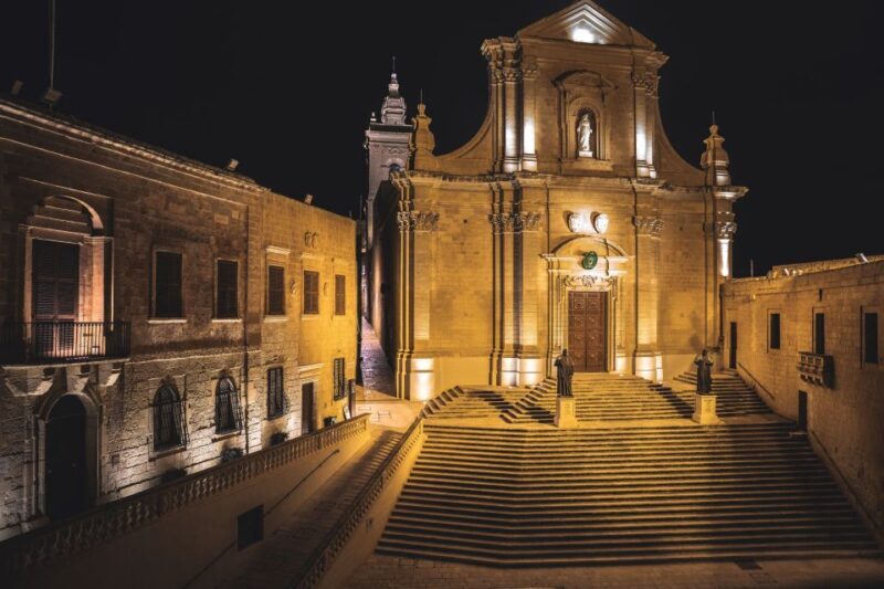 St. Paul's Bay: Blue Lagoon, Comino & Gozo with Bus Tour - Key Points