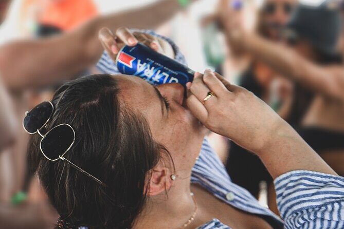 St. Pete Booze Cruise 21+ (All You Can Drink Pass Available) - Key Points