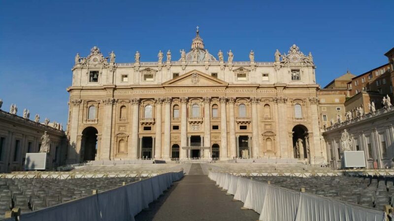 St. Peters Basilica: Audio Guide with Skip-the-Line Option - Key Points