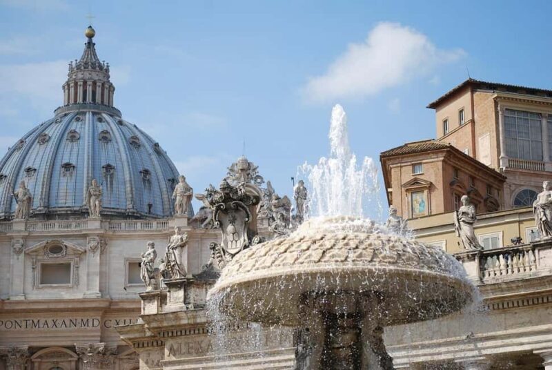 St.Peter's Basilica: Express Guided Tour & Underground Tomb - How the Tour Works: A Deep Dive into the Experience