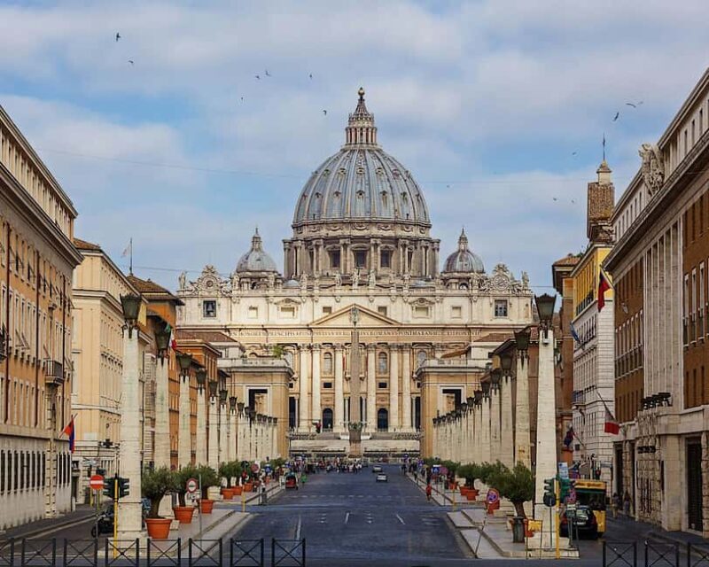 St.Peters Basilica, La Pietà , Papal Tombs Tour With Dome - Discovering the Heart of Vatican City: St. Peter’s Basilica, La Pietà, and the Dome Tour