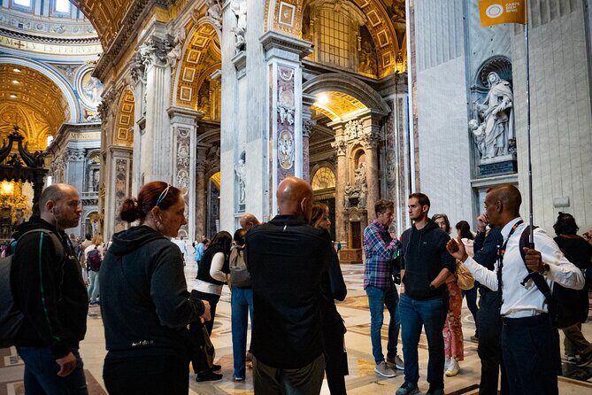 St Peter's Basilica, Popes Tombs and Dome: Small Group Tour - A Close Look at the Experience