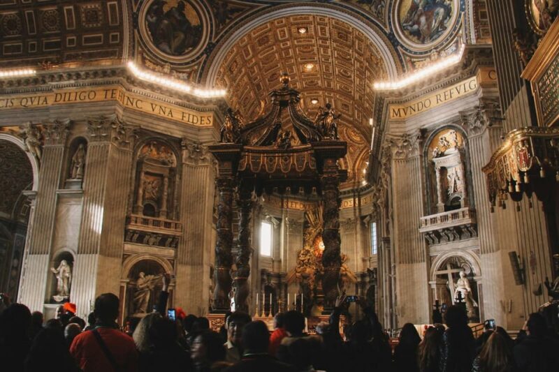 St. Peter's Basilica Walking Tour with Tour Guide - Key Points