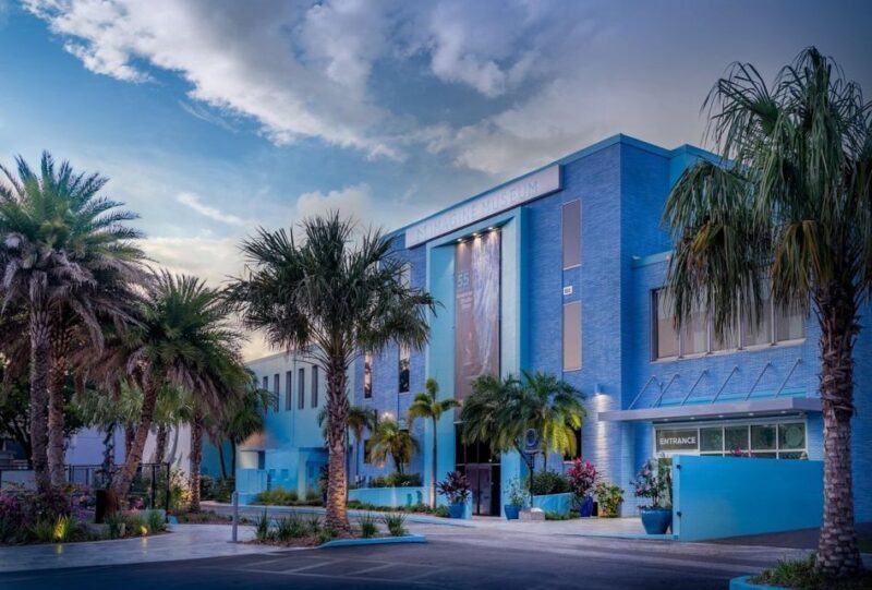 St. Petersburg, FL: Imagine Museum Admission Ticket - Discovering the Magic of Glass in St. Petersburg