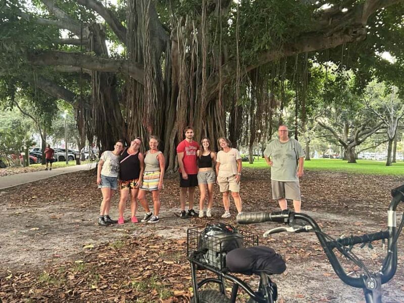 St. Petersburg, FL: Sights and Murals E-Bike Tour - St. Petersburg, FL: Sights and Murals E-Bike Tour — A Practical and Authentic Adventure