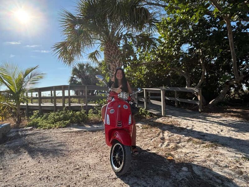 St. Petersburg: Guided Vespa Beach Tour With Curated Stops - An In-Depth Look at the Vespa Beach Tour