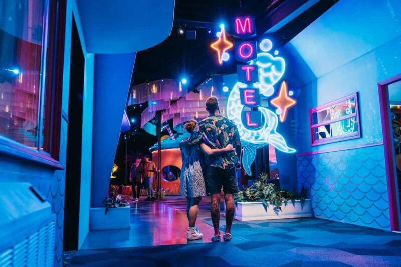 St. Petersburg: Immersive Art Experience - A Detailed Look at FloridaRAMA: An Artistic Playground