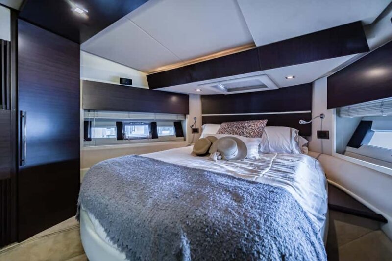 St. Petersburg: Private Yacht Cruise - The Itinerary in Detail