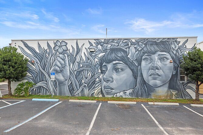 St. Petes Must-Do Murals Tour  The Premier Street Art Trolley - A Detailed Look at the St. Petes Must-Do Murals Tour