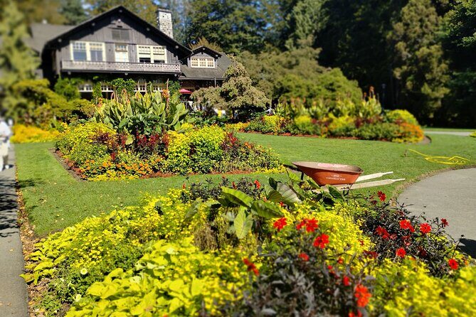 Stanley Park Tour:VIP CarSmall Group,Affordable,Valuable,Comfort - Potential Drawbacks