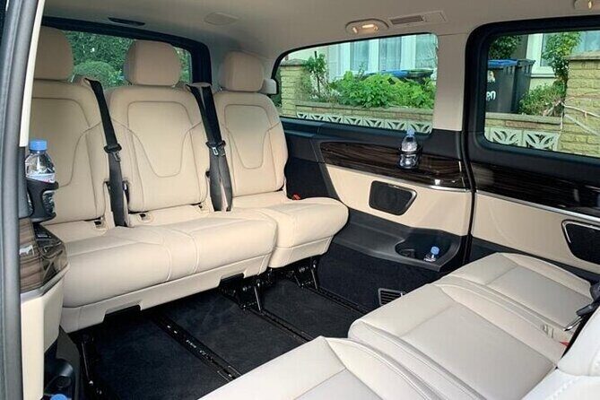 Stansted Airport To Oxford Private Transfer - Easy, Reliable Transport from Stansted to Oxford: The Private Transfer Experience
